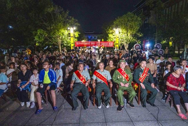 民族精神  文化  传承  娱乐  教育  革命   历史  爱国  英雄
