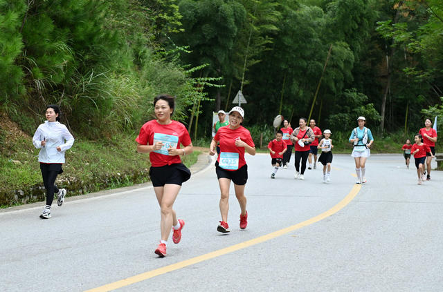 跑步 运动 健身 景区 生态 健身休闲大会 户外 跑步爱好者 

