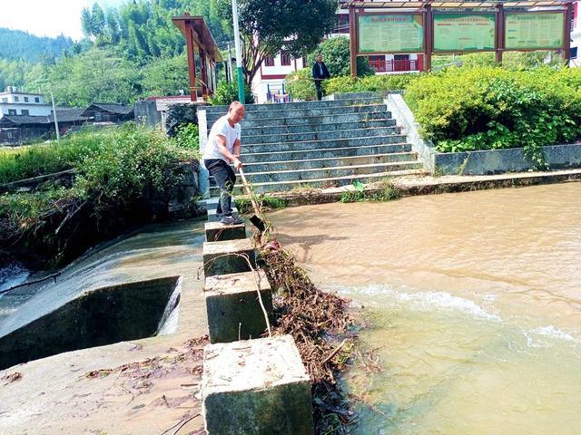 河道  清理 畅通