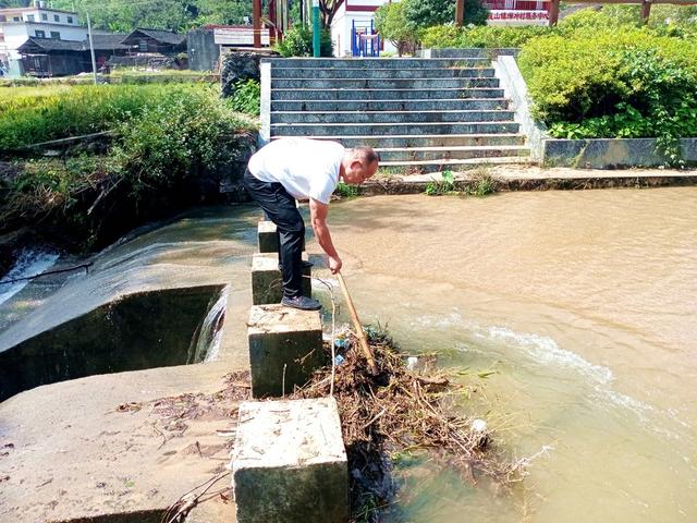 河道  清理 畅通