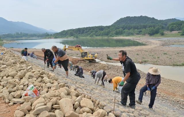 防洪工程建正酣