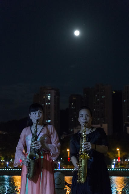中秋节  浏阳河  夜晚  音乐  幸福  歌声  圆月