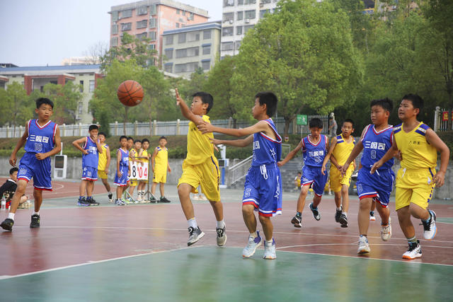 体育 篮球比赛 国庆 中小学生 校园 活动