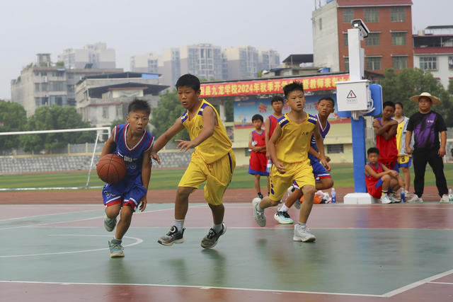 体育 篮球比赛 国庆 中小学生 校园 活动