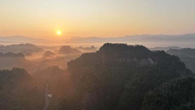 湖南  郴州 苏仙区 飞天山 国家地质公园 丹霞地貌  云海  美景 
