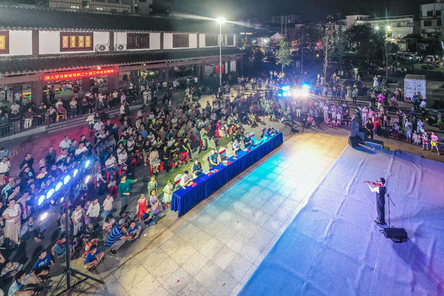 国庆 文艺 表演 节目 群众