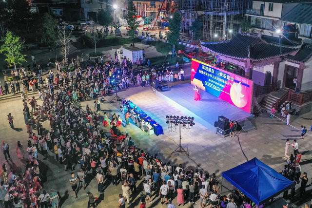 国庆 文艺 表演 节目 群众