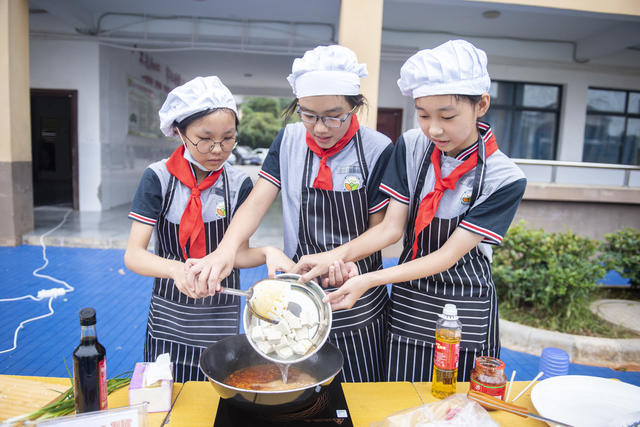 娄底 厨艺 献礼国庆 争霸赛 花山中心学校 佳肴