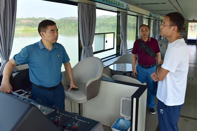 国庆节  安全  交通运输  安全检查 水上旅游