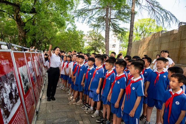 向警予 传承红色基因 做好时代接力棒