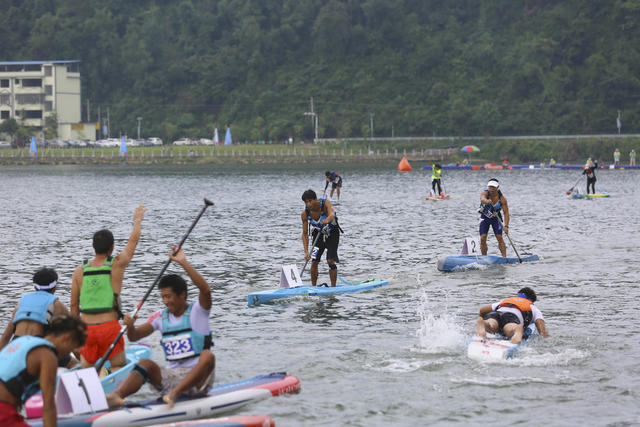 体育 旅游 桨板运动 天子湖国家湿地公园