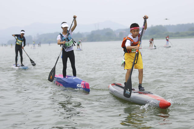 体育 旅游 桨板运动 天子湖国家湿地公园