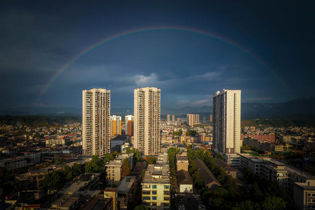 湖南，龙山，城市，彩虹，亮丽，楼房，夕阳，美不胜收