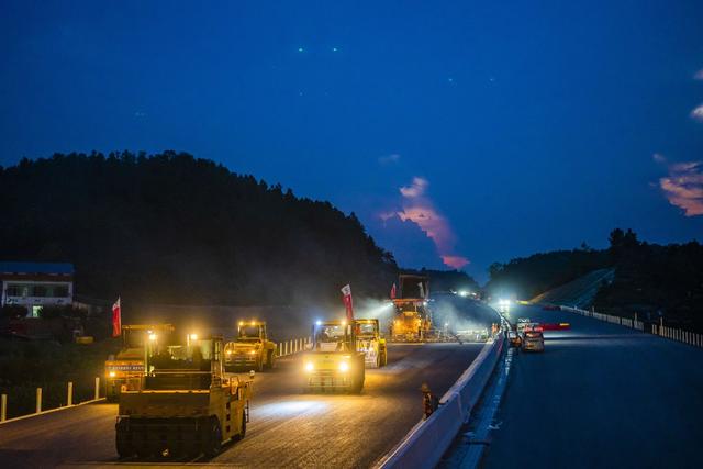 澧娄高速  沥青  沪昆高速  通车  施工