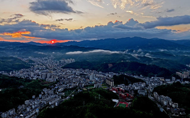 湖南桂东 红云 山城  如诗如画 魅力