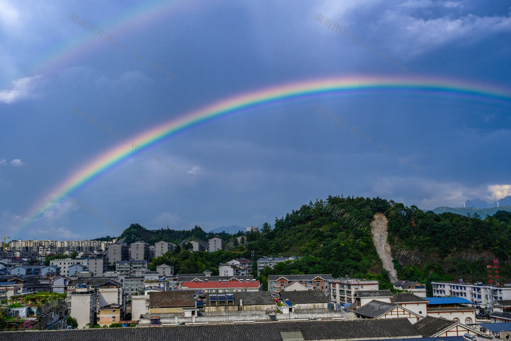 通道    彩虹    美景