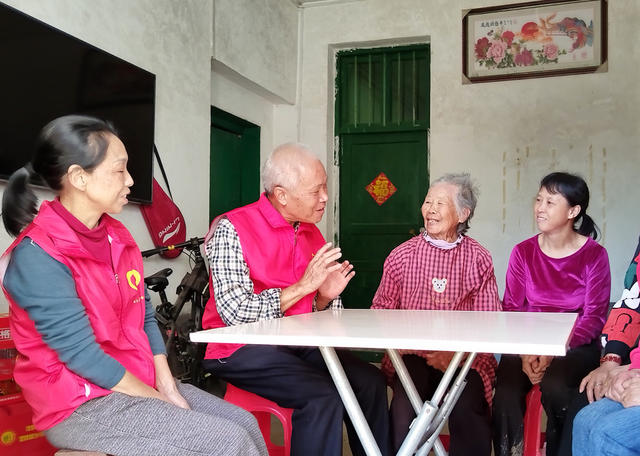 湖南桂东 百岁老人 笑声 志愿服务队 嘘寒问暖
