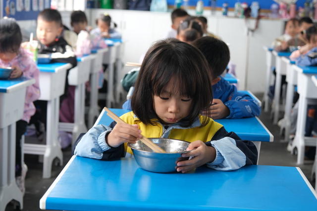 世界粮食日 珍爱粮食 光盘行动 节约资源