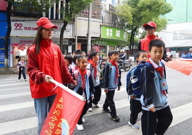 嘉禾：文明劝导 蔚然成风