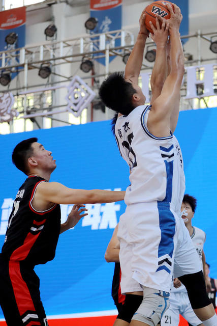 2024湖南省篮球联赛  常德市体育馆开赛