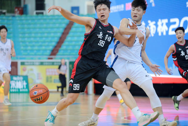 2024湖南省篮球联赛  常德市体育馆开赛