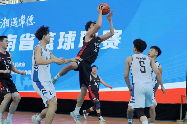 2024湖南省篮球联赛  常德市体育馆开赛