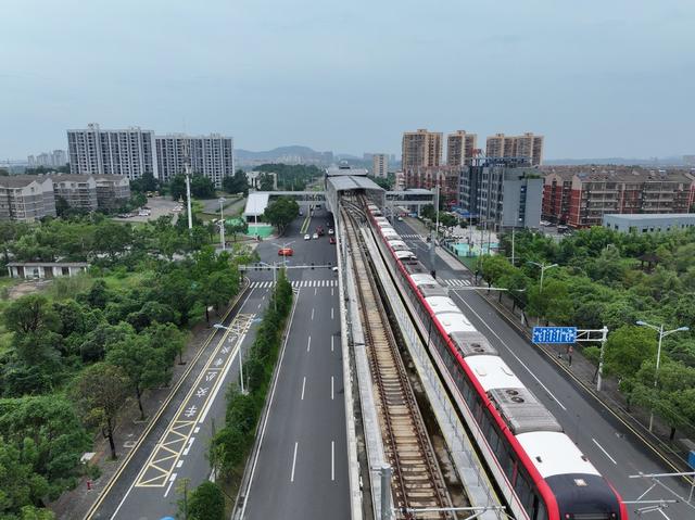 轨道 北延线 地铁 开福区