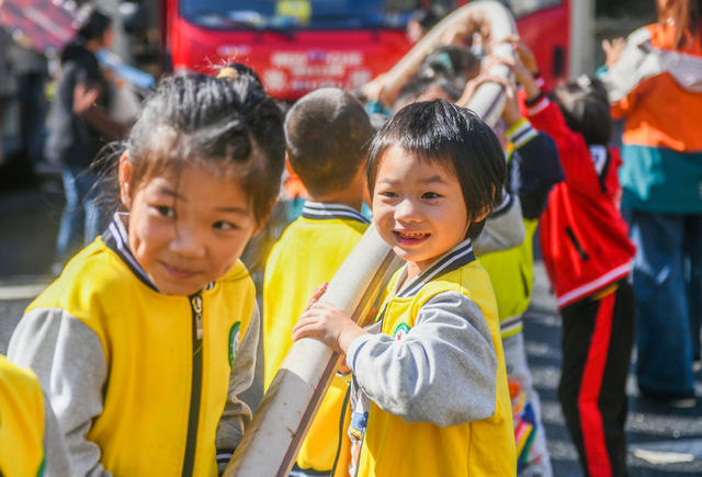 萌娃
消防站
救援
道县