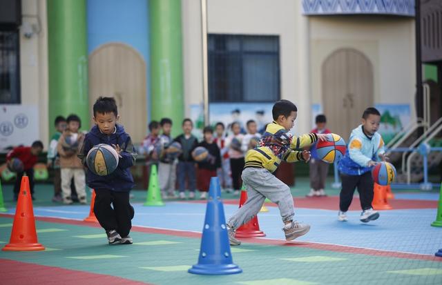 学校、教育、兴趣培养、学生、教学