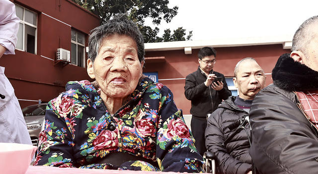 唱长征歌，传长征精神，纪念长征出发80周年