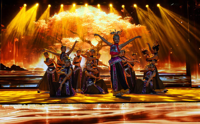 国庆 民俗 非遗 游客 度假