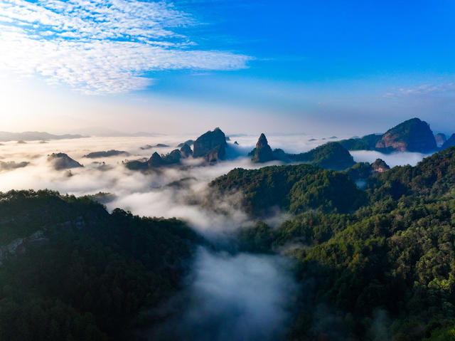 万佛山 景区 云海 丹霞 峰林 生态 旅游
