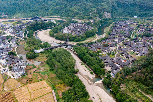 惹巴拉景区  国庆  假期  旅游 龙山