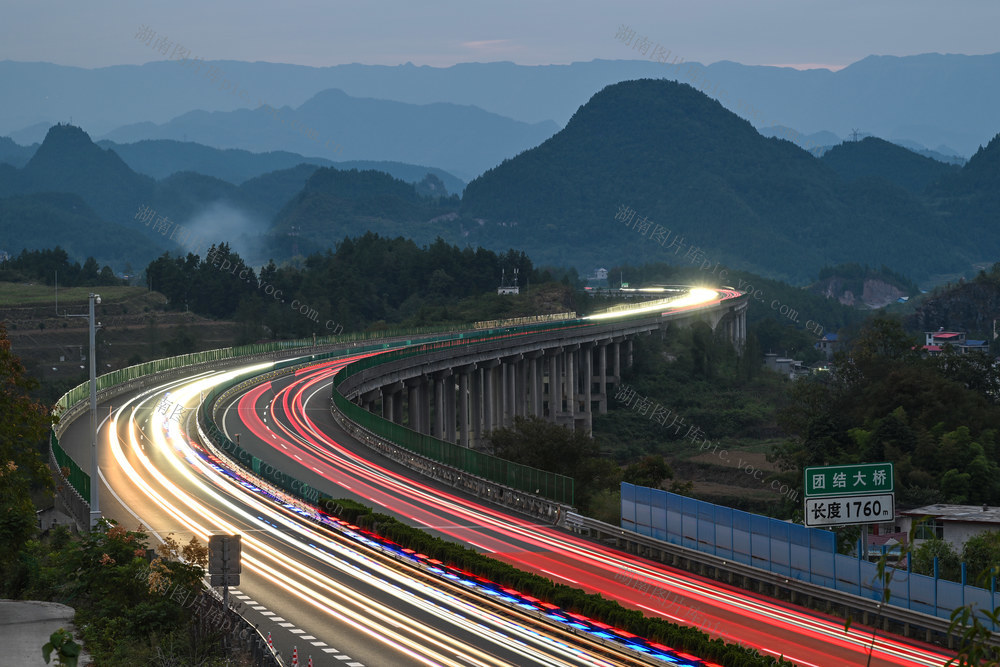 国庆假期 返程 客流 高速公路