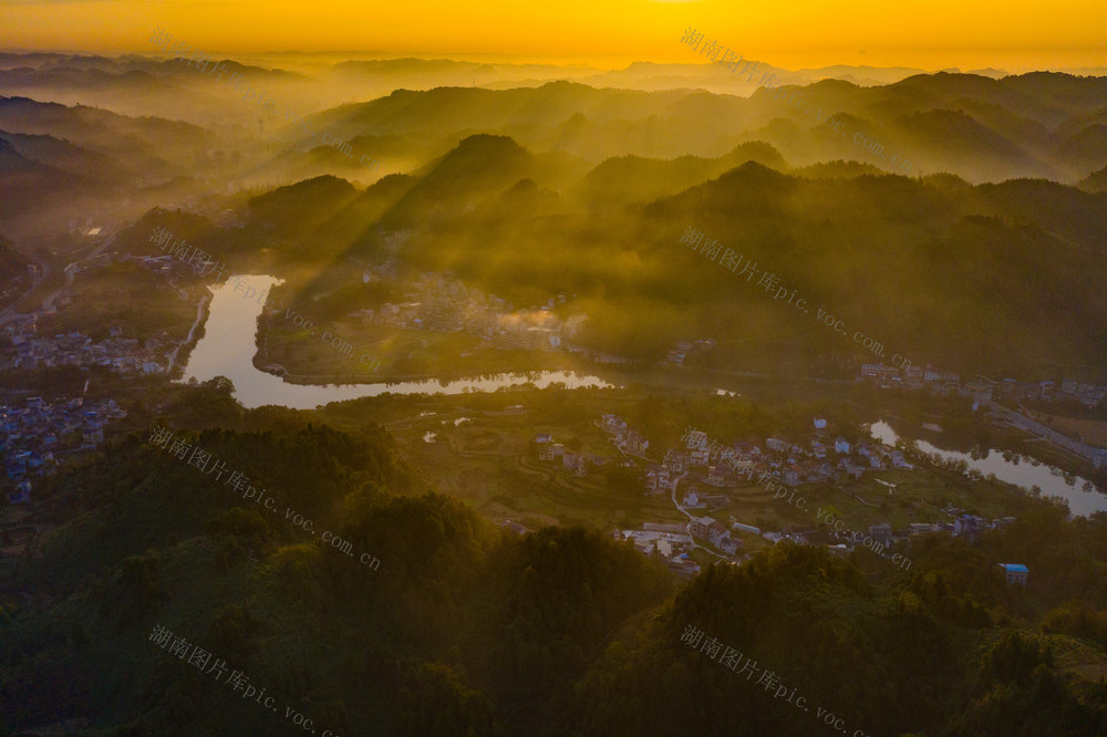 云雾  乡村  丛林  吉首 