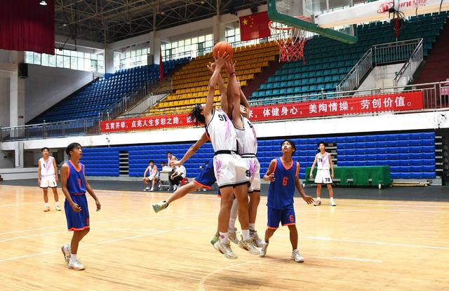 点燃校园篮球激情
