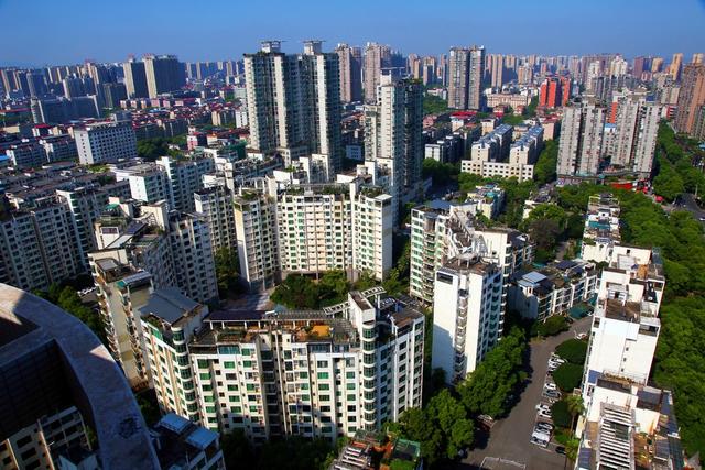 城市 缝隙