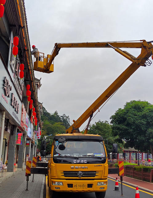 通道 市政 人员 检修 亮化 线路 