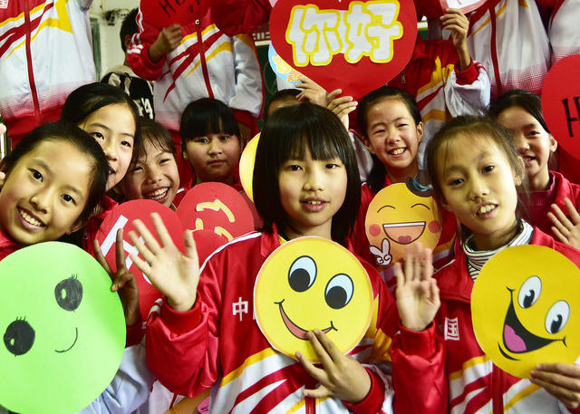 嘉禾：问候日 传温情