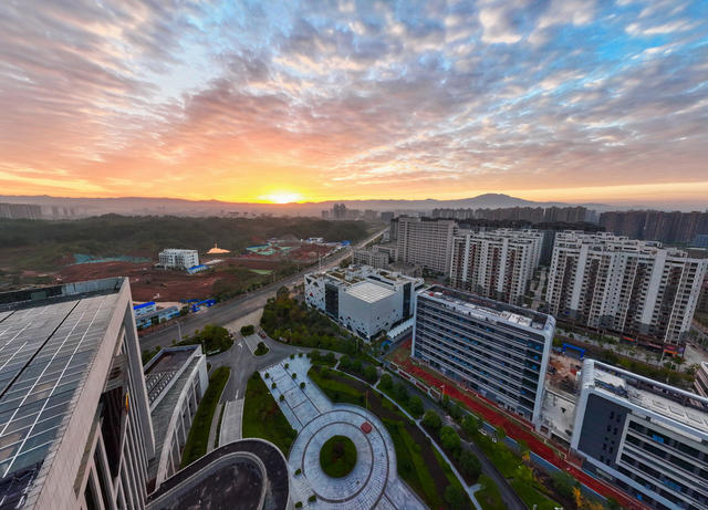 城市新貌，早霞，鹤城