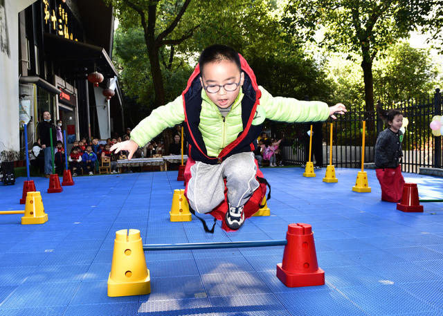 幼儿 民间 游戏 快乐 成长