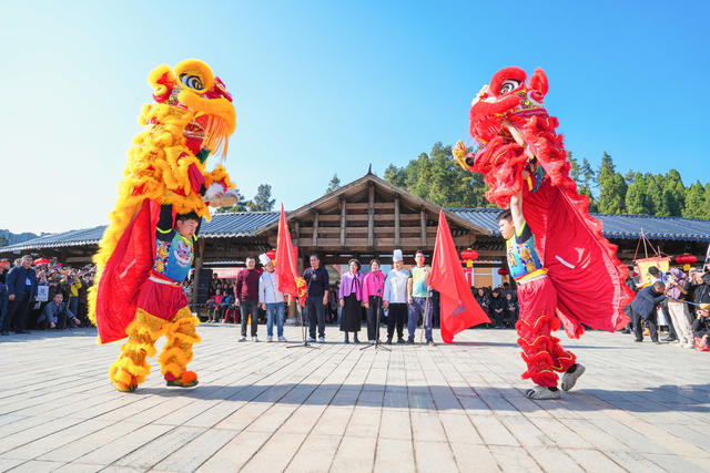 保靖县酉溪生态公园  大地流彩——中国村厨村艺大晒现场火爆  