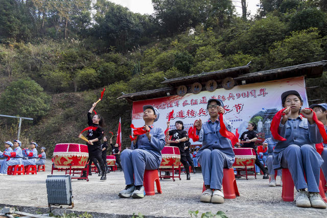通道 转兵 艺术 节 活动