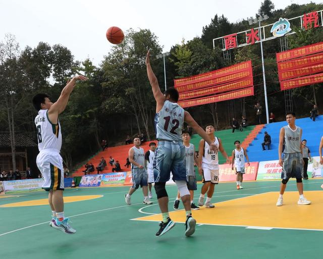 “村BA”点燃乡村活力