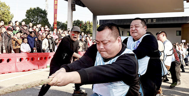 株洲天元群众拔河，24强首场冠军得奖2支羊