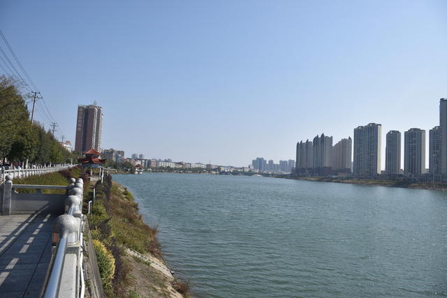 清漂浮保水质