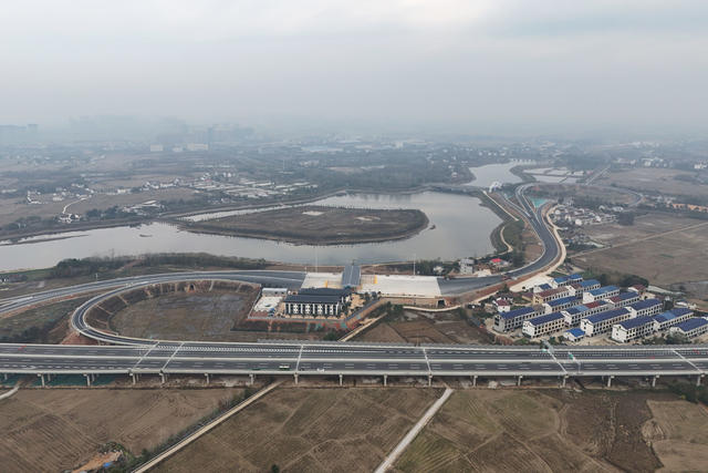 交通运输  高速公路  西部大开发  公路出行