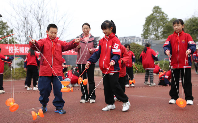 体育运动 课间操 学生 体育