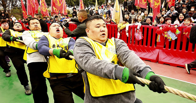 株洲市天元区群众拔河赛进入8进4阶段