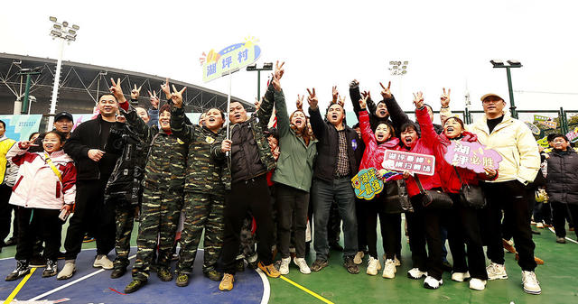 株洲市天元区群众拔河赛进入8进4阶段